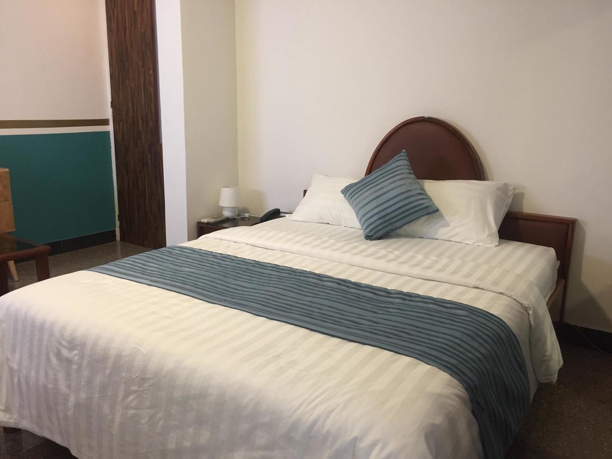 Cuu Kim Son Hotel 호치민 외부 사진